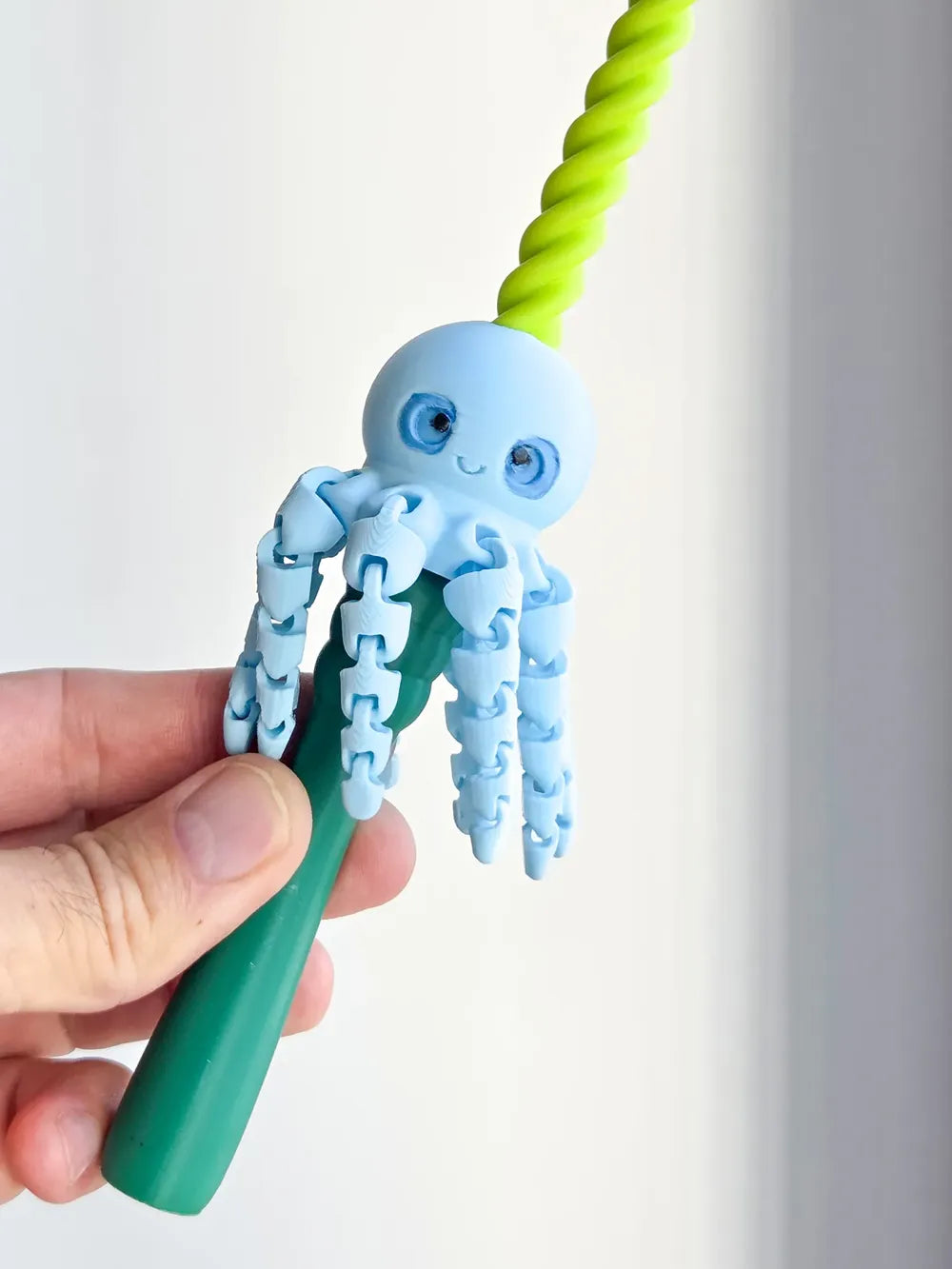 Spinning magic octopus wand